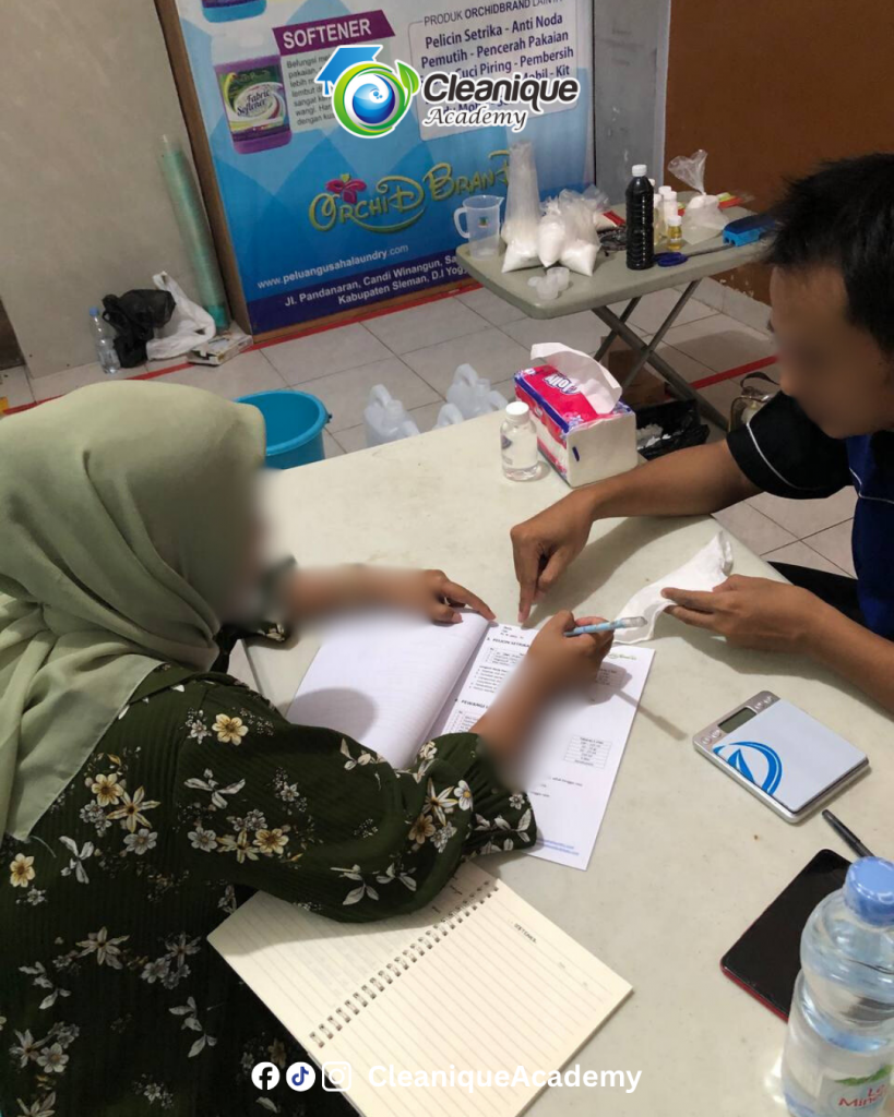 Dokumentasi Pelatihan Private Formulasi – Shindy Ayuliasari (Dan Laundry)